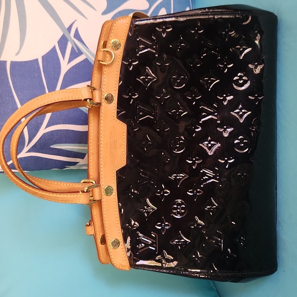Louis Vuitton Handbags - Louis Vuitton Brea In Black Vernis. Stunning LV Bag! With Free COA!